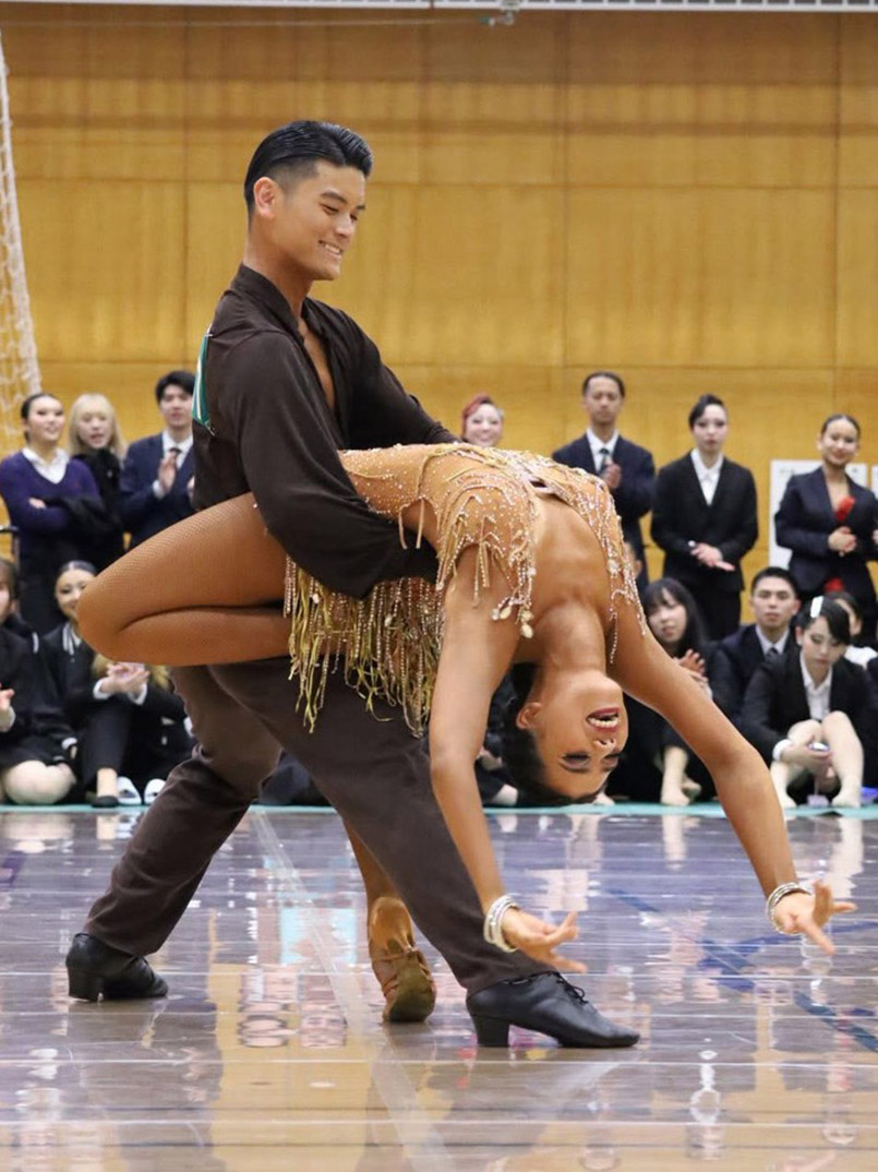 2026第132回東都大学学生競技ダンス選手権大会服部大城 組(ルンバ)_m3.jpg