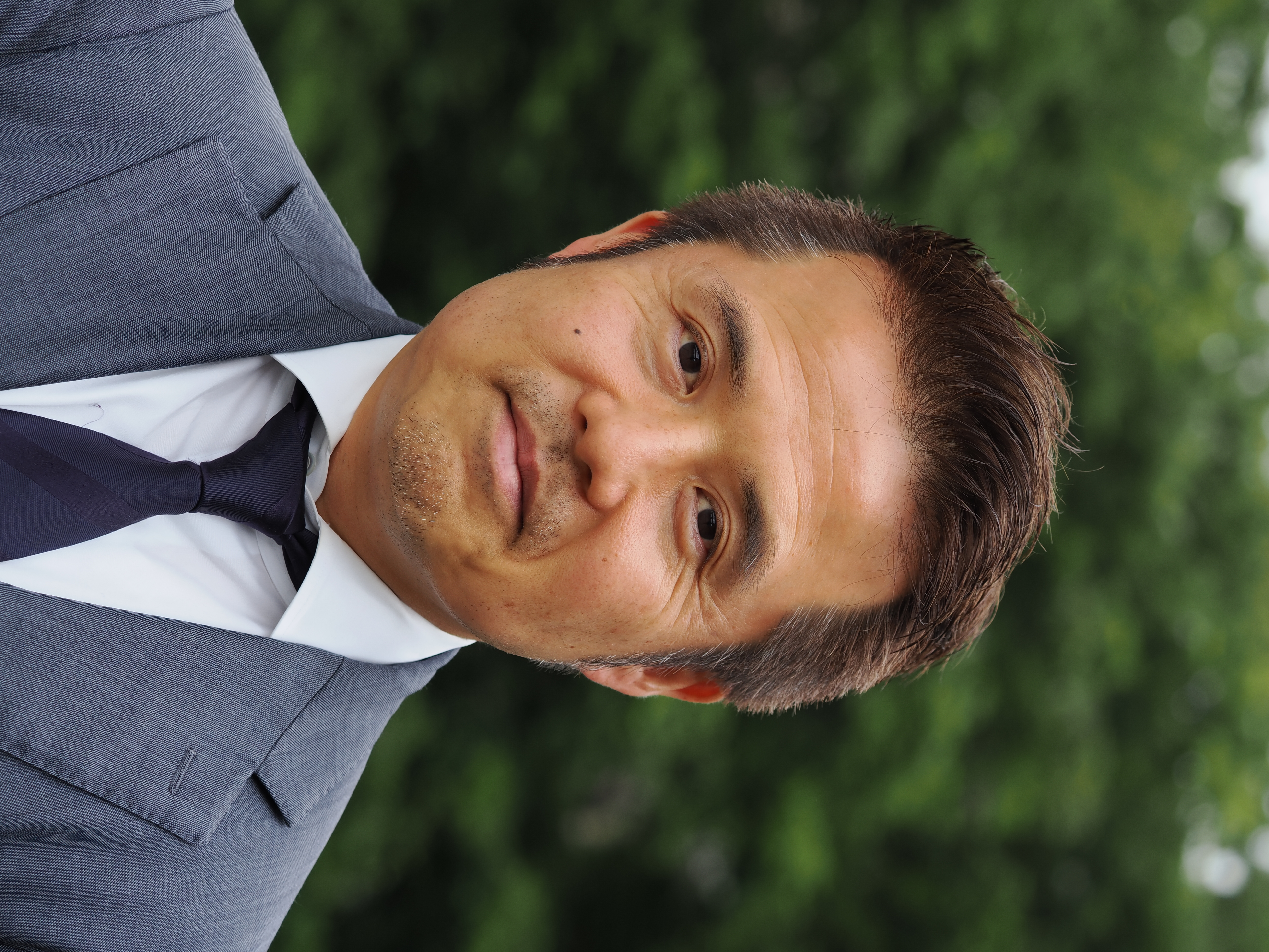 福岡　孝則 教授