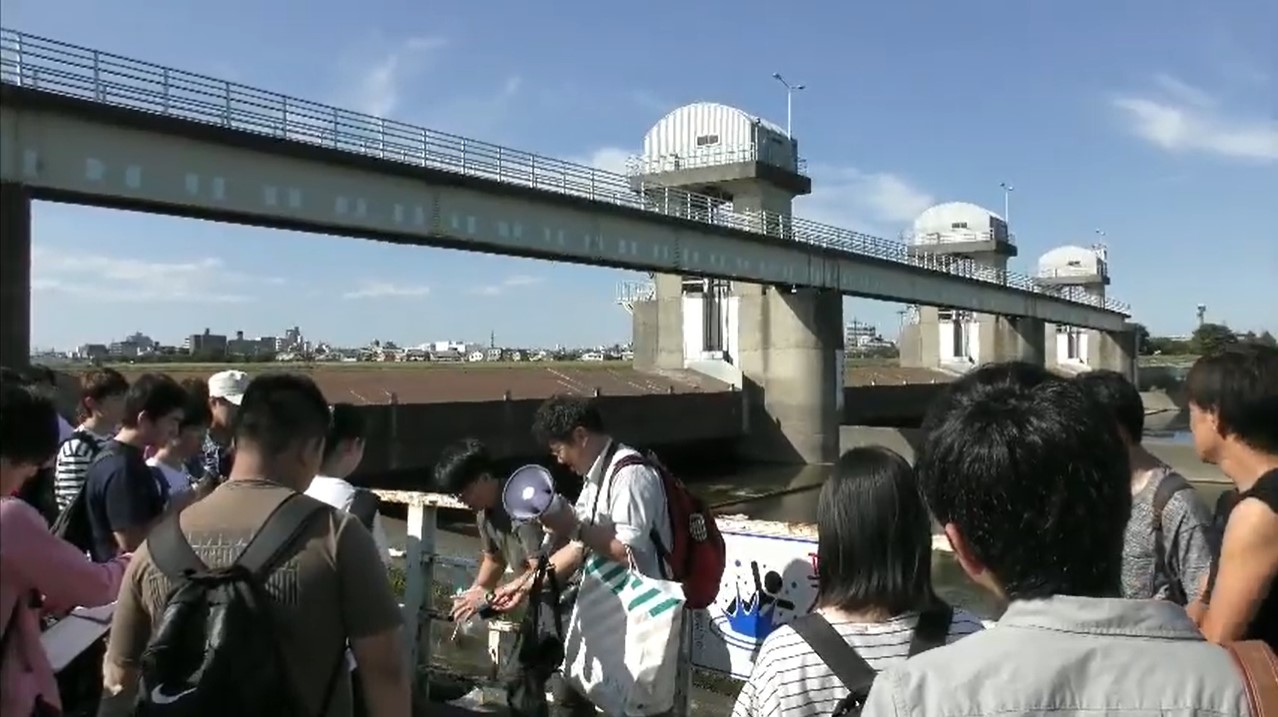 1年生
地域創成フィールド実習（一）
(水質サンプル採取）