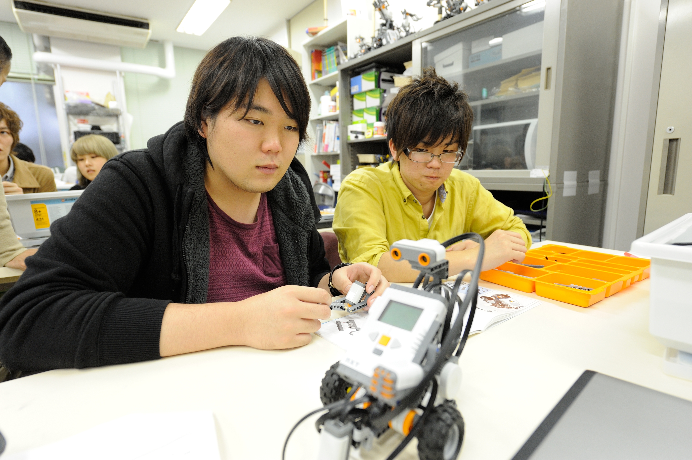 基礎実験（2年次後学期）