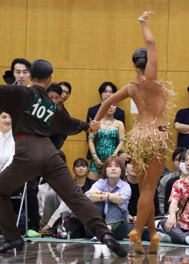 2026第132回東都大学学生競技ダンス選手権大会服部大城 組(サンバ)_m.jpg