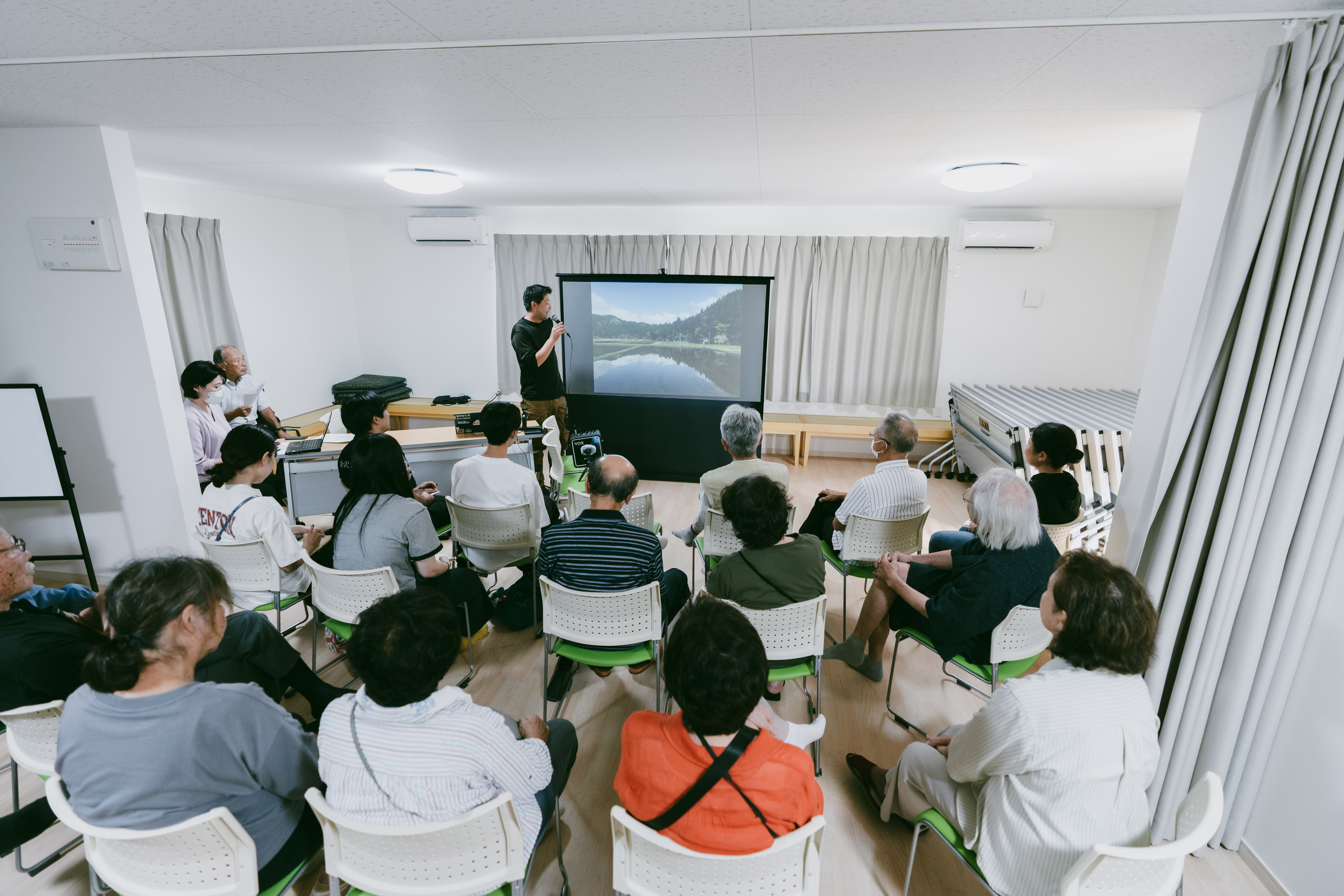 山本亮さん_講演会.jpg