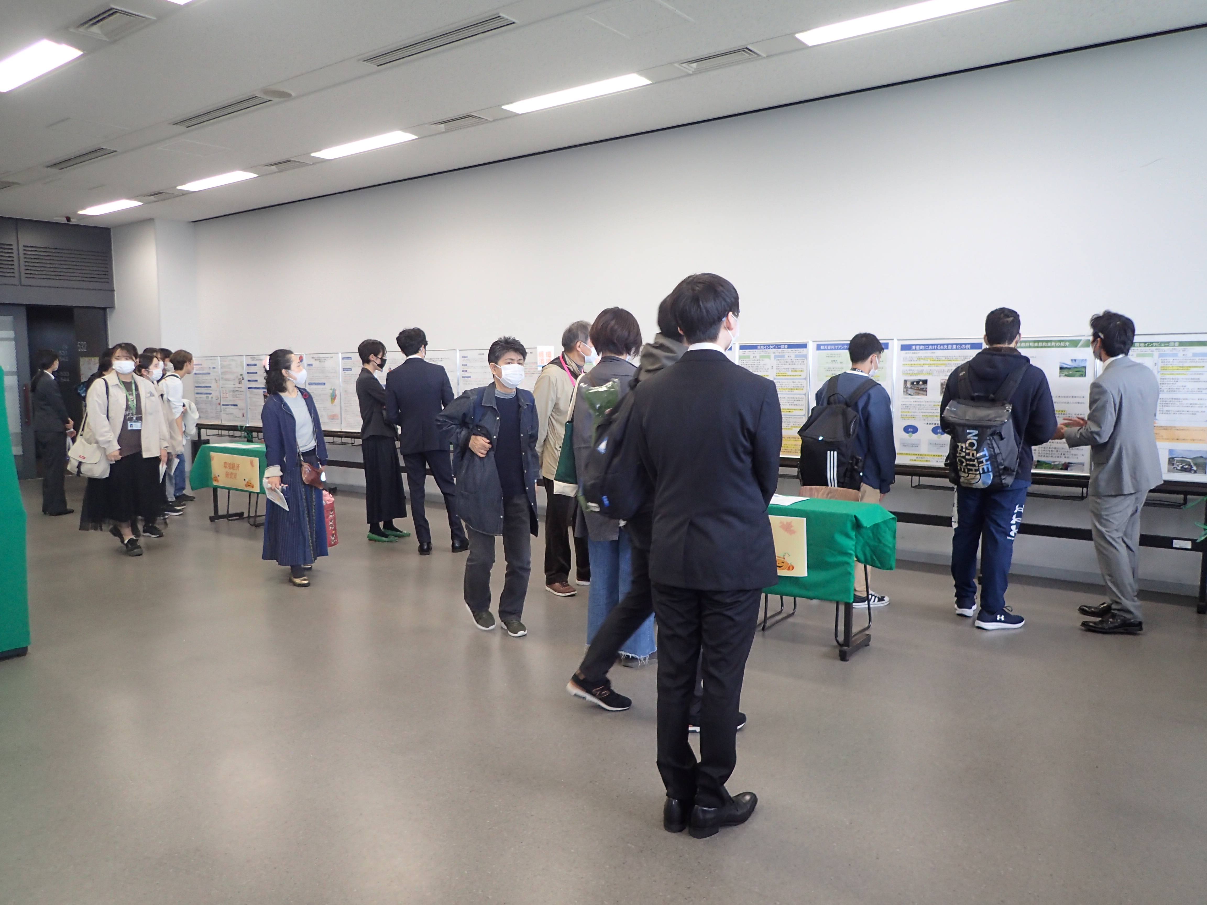 文化学術展でのパネル展示の様子