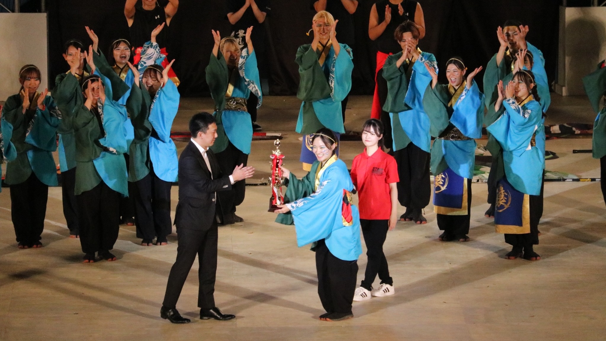 YOSAKOIソーラン同好会②tr.jpg