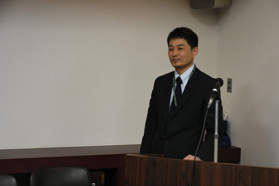 豊田先生退職祝会学生写真（宮前）