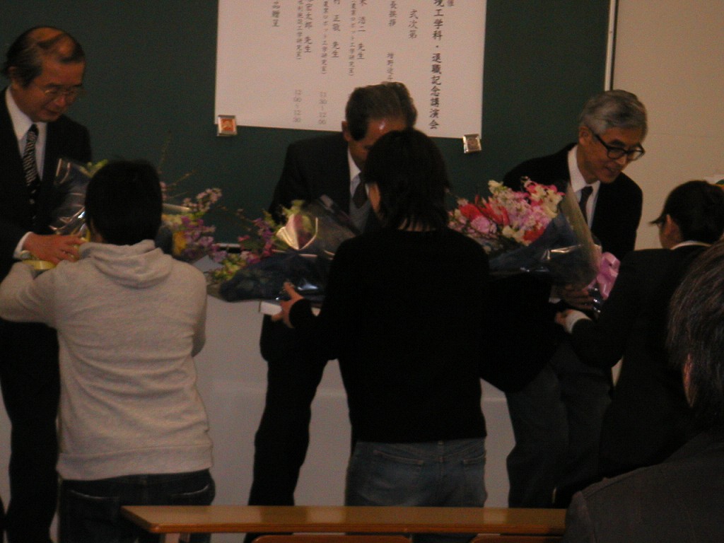 2005-02-18_12-34-50s.jpg